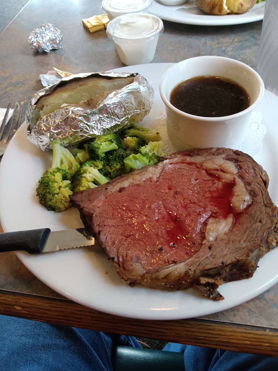 Michaels Restaurant-6